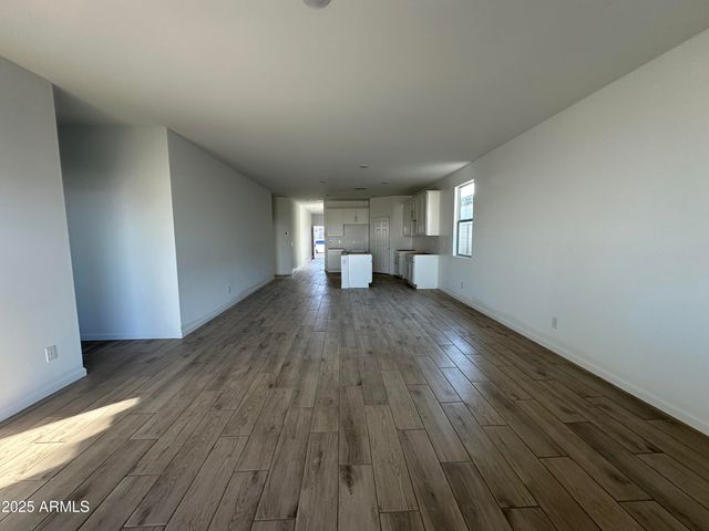 47664 W MOELLER Road, Maricopa, AZ 85139