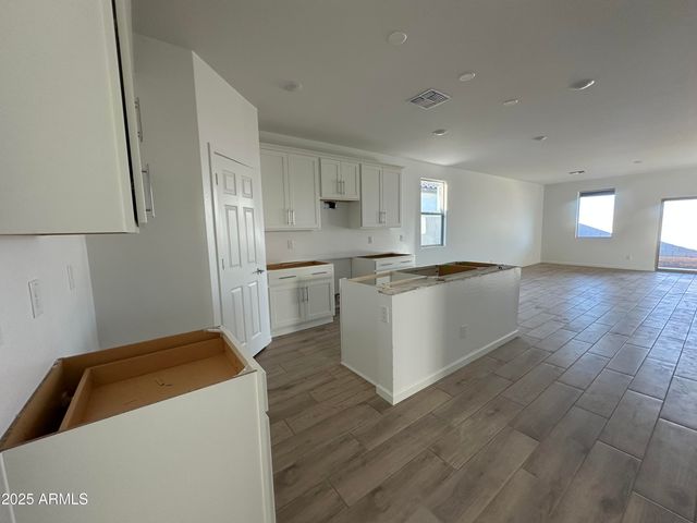 47664 W MOELLER Road, Maricopa, AZ 85139