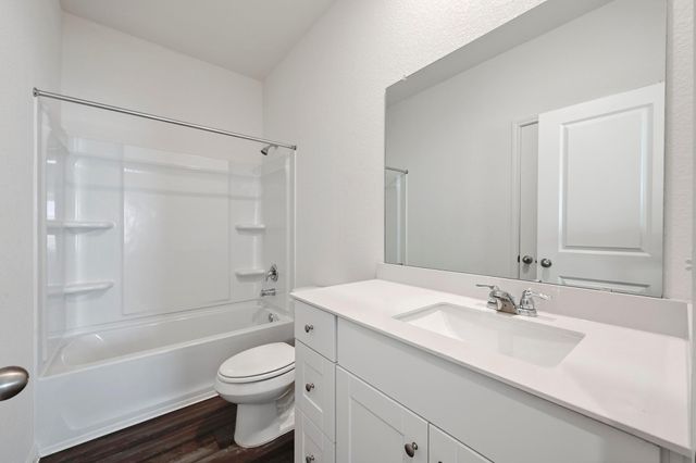 473 Thistle LN, Maxwell, TX 78656