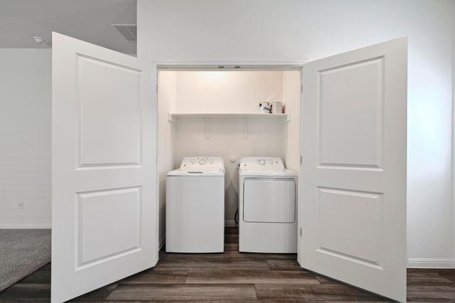 473 Thistle LN, Maxwell, TX 78656