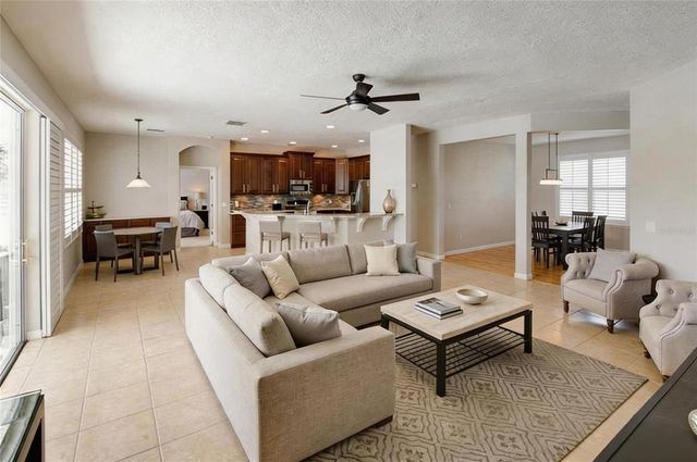 3808 CALEDONIA AVE, Apopka, FL 32712