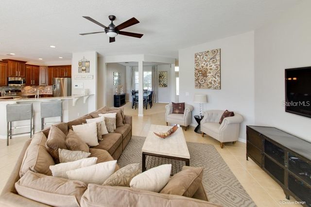 3808 CALEDONIA AVE, Apopka, FL 32712