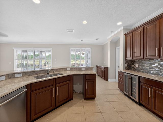 3808 CALEDONIA AVE, Apopka, FL 32712