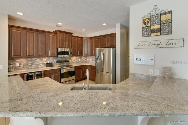 3808 CALEDONIA AVE, Apopka, FL 32712