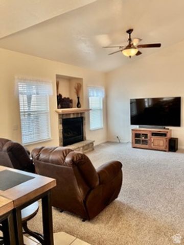 690 W SAGEWOOD CIR, Grantsville, UT 84029