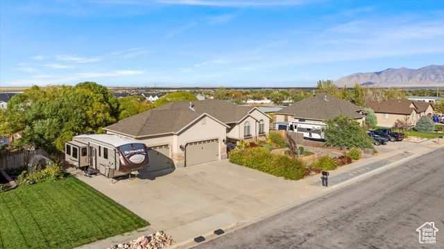 690 W SAGEWOOD CIR, Grantsville, UT 84029