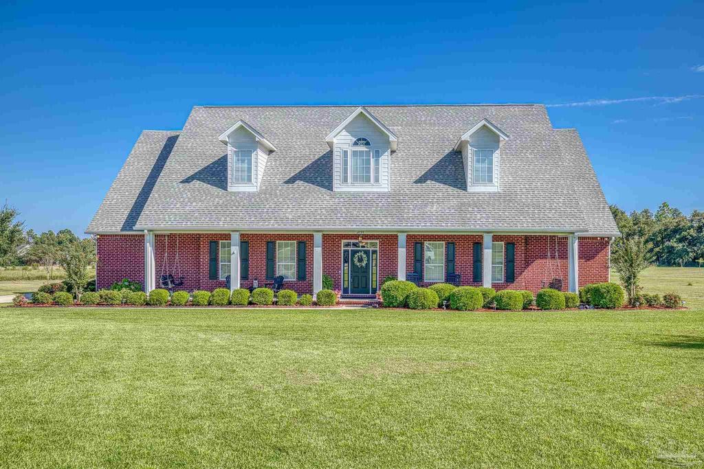 3795 Cotton Gin Ln, Pace, FL 32571