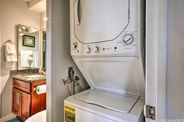 1778 Ala Moana Boulevard 1214, Honolulu, HI 96815