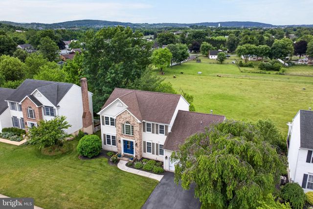 112 HAWTHORNE DR, Denver, PA 17517