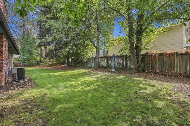 5009 W Navaho Ave, Spokane, WA 99208
