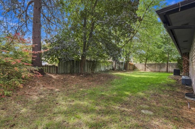5009 W Navaho Ave, Spokane, WA 99208