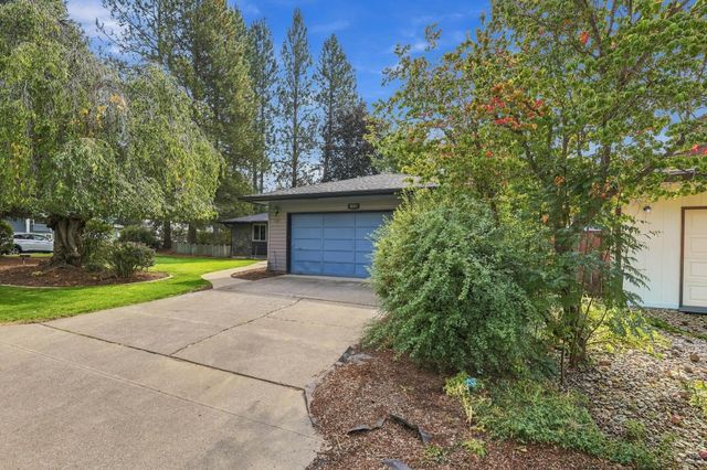 5009 W Navaho Ave, Spokane, WA 99208