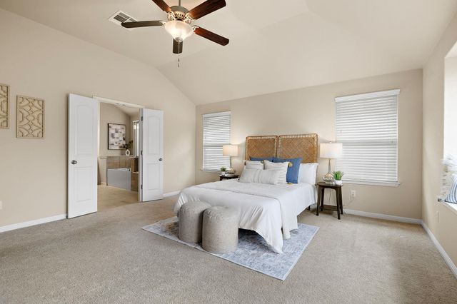 221 Loch Lomond ST, Hutto, TX 78634