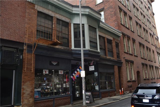 11 Peck Street, Providence, RI 02903