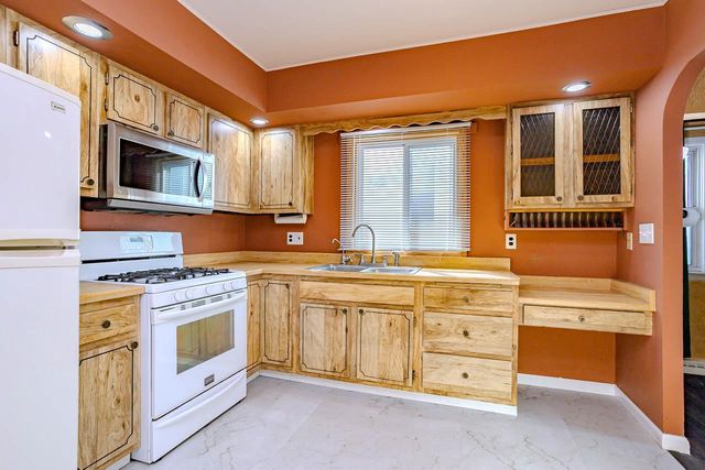 1123 S 14TH AVENUE, Wausau, WI 54401