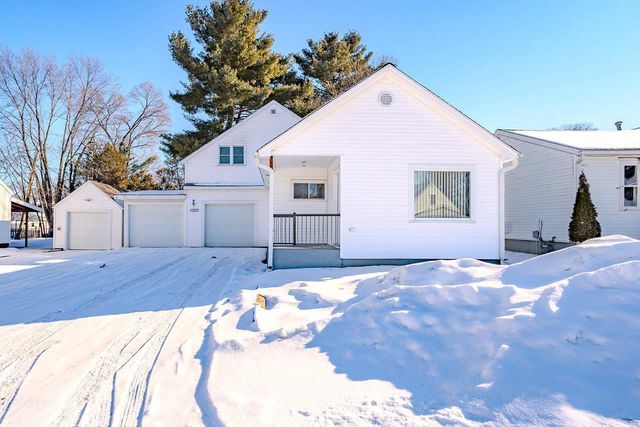 1123 S 14TH AVENUE, Wausau, WI 54401