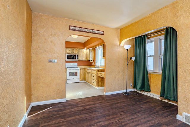 1123 S 14TH AVENUE, Wausau, WI 54401