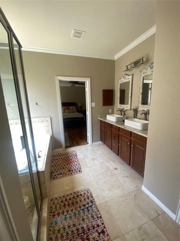 110 N Hawkhurst Circle, The Woodlands, TX 77354