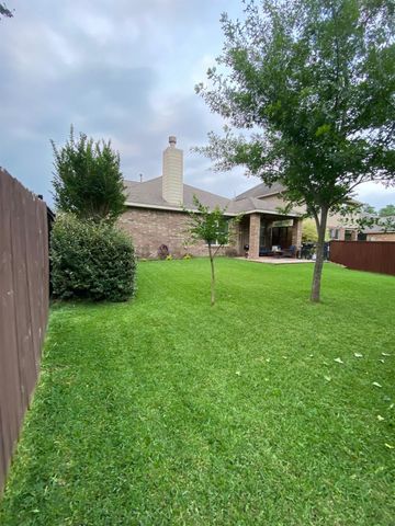 110 N Hawkhurst Circle, The Woodlands, TX 77354