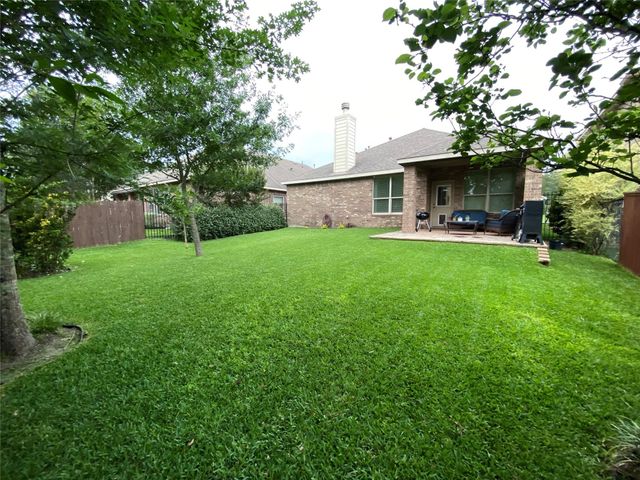 110 N Hawkhurst Circle, The Woodlands, TX 77354