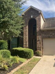 110 N Hawkhurst Circle, The Woodlands, TX 77354
