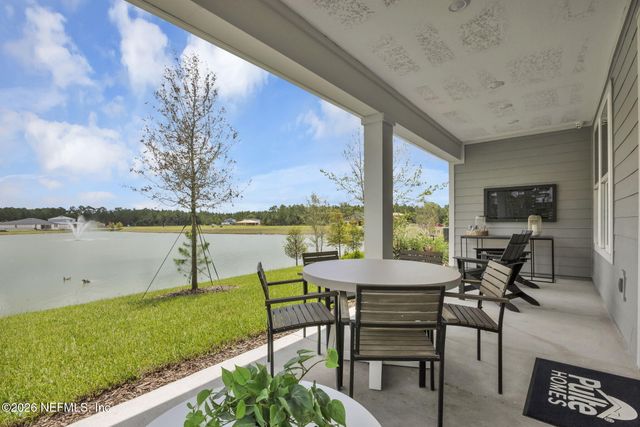 864 ROOSTER HOLLOW Way, Middleburg, FL 32068