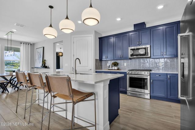 864 ROOSTER HOLLOW Way, Middleburg, FL 32068