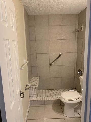 200 Sevilla St B B, St Augustine Beach, FL 32080