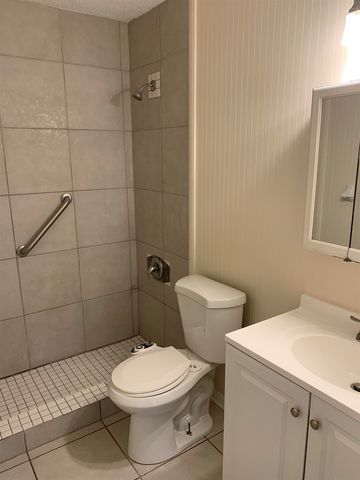 200 Sevilla St B B, St Augustine Beach, FL 32080