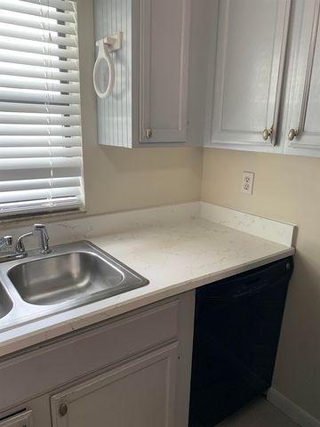 200 Sevilla St B B, St Augustine Beach, FL 32080