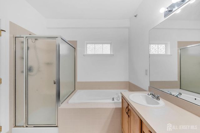 222 Sunflower Lane, West Windsor, NJ 08550