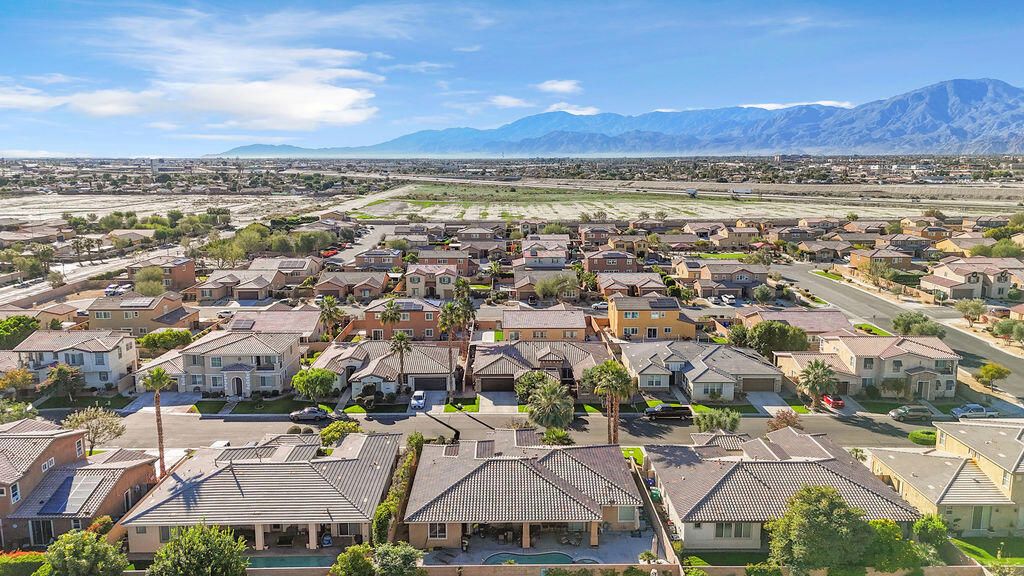 Image 8 of property listing at 83414 Skyline Trail Road, Indio, CA 92203