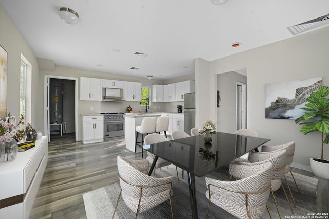 835 Aaron Pl, San Antonio, TX 78221