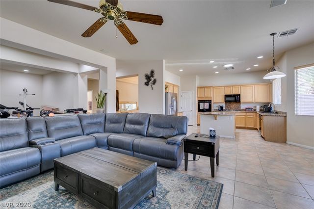 5658 New Seabury, Las Vegas, NV 89122