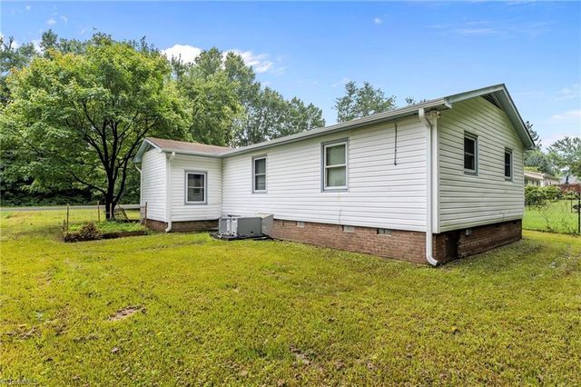 2036 Willow Road, Greensboro, NC 27406