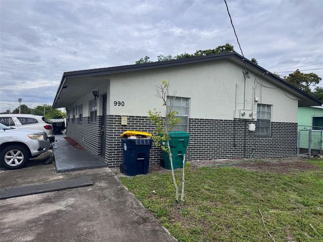 990 Phippen Waiters Rd 1-2, Dania Beach, FL 33004