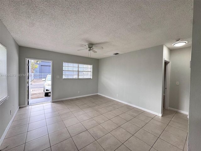 990 Phippen Waiters Rd 1-2, Dania Beach, FL 33004