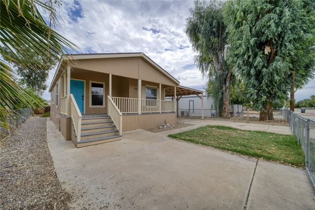 7796 S Cardinal Drive, Mohave Valley, AZ 86440