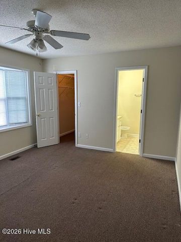 3929 Sterling Pointe Drive Aaa5, Winterville, NC 28590