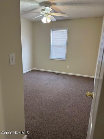 3929 Sterling Pointe Drive Aaa5, Winterville, NC 28590