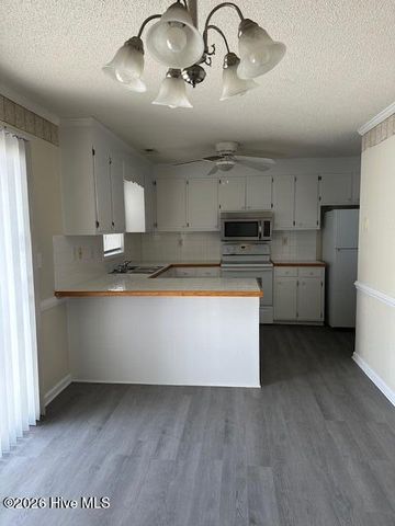 3929 Sterling Pointe Drive Aaa5, Winterville, NC 28590