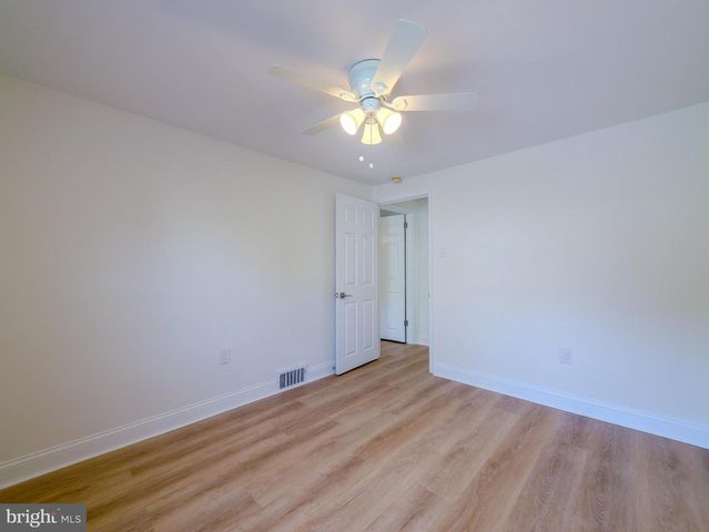 2989 EASTBURN AVE, Broomall, PA 19008