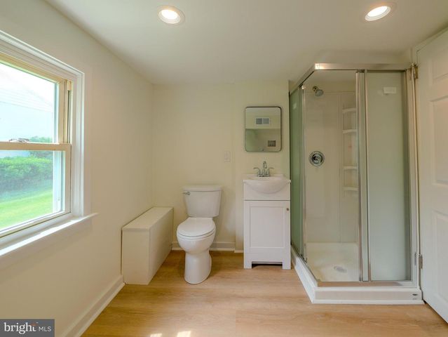 2989 EASTBURN AVE, Broomall, PA 19008