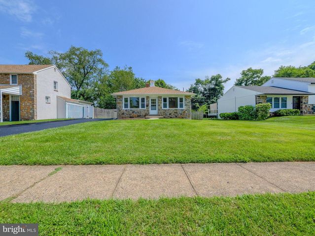 2989 EASTBURN AVE, Broomall, PA 19008