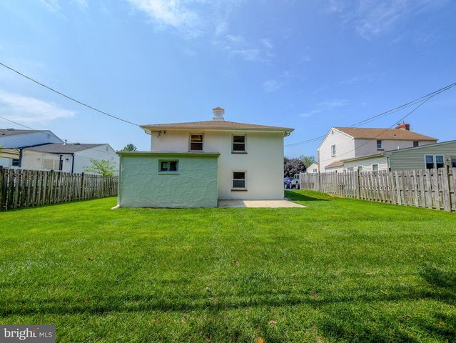 2989 EASTBURN AVE, Broomall, PA 19008