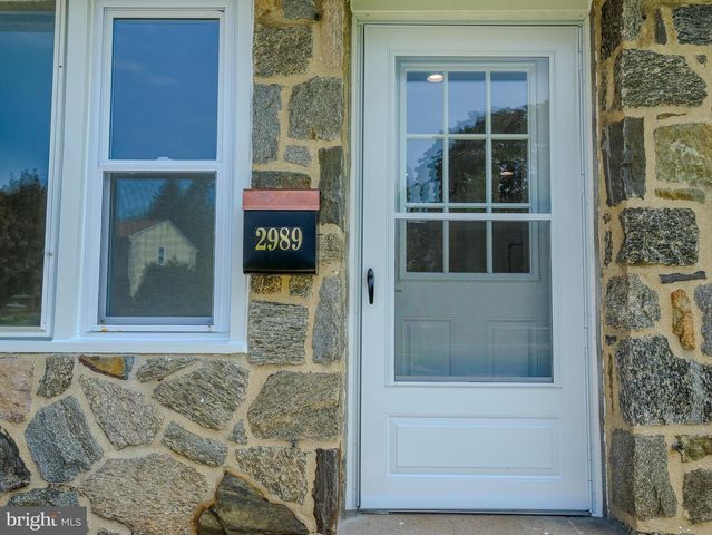 2989 EASTBURN AVE, Broomall, PA 19008