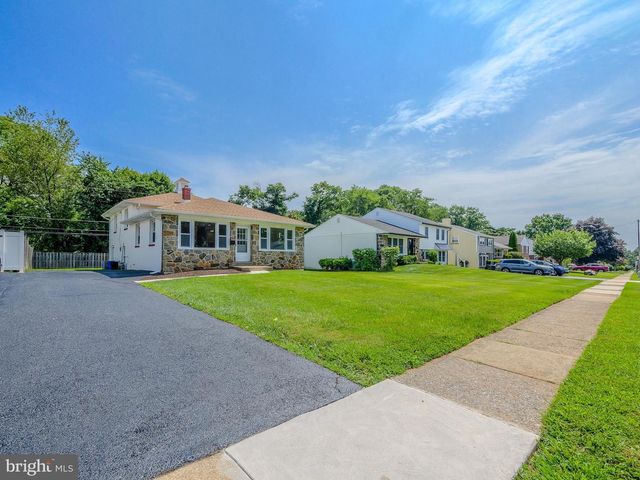 2989 EASTBURN AVE, Broomall, PA 19008