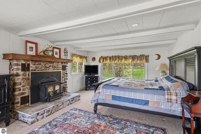 8101 Long Lake Road, Hale, MI 48739