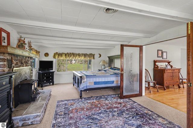 8101 Long Lake Road, Hale, MI 48739