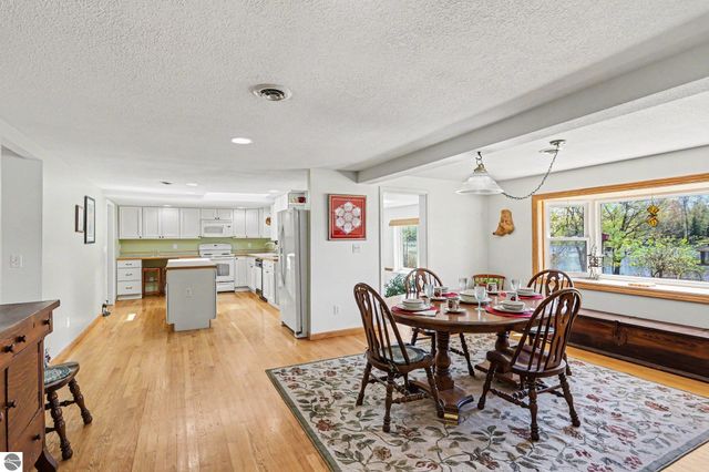 8101 Long Lake Road, Hale, MI 48739